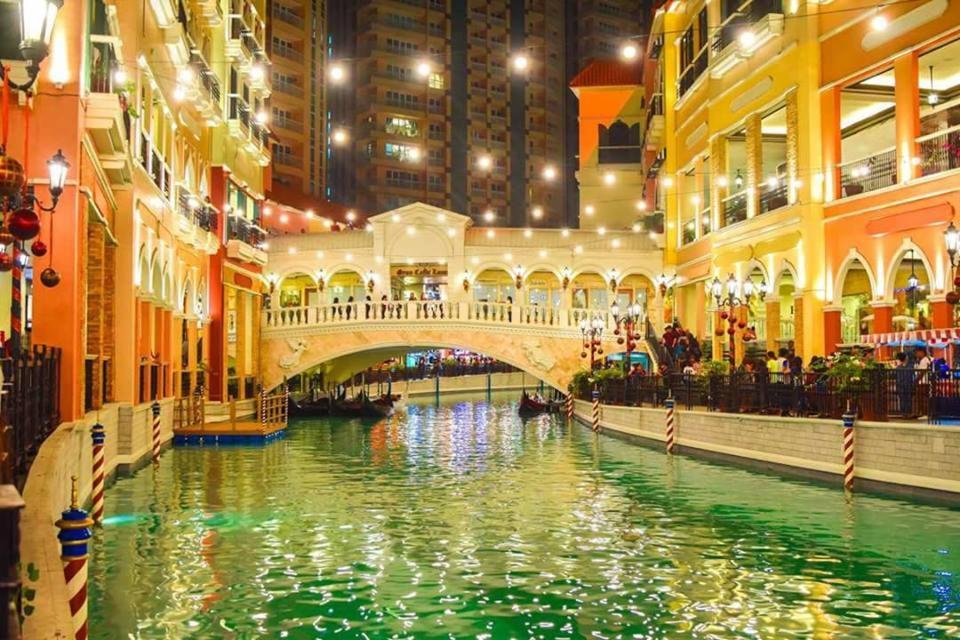 Venice Luxury Residences Тагіг Екстер'єр фото